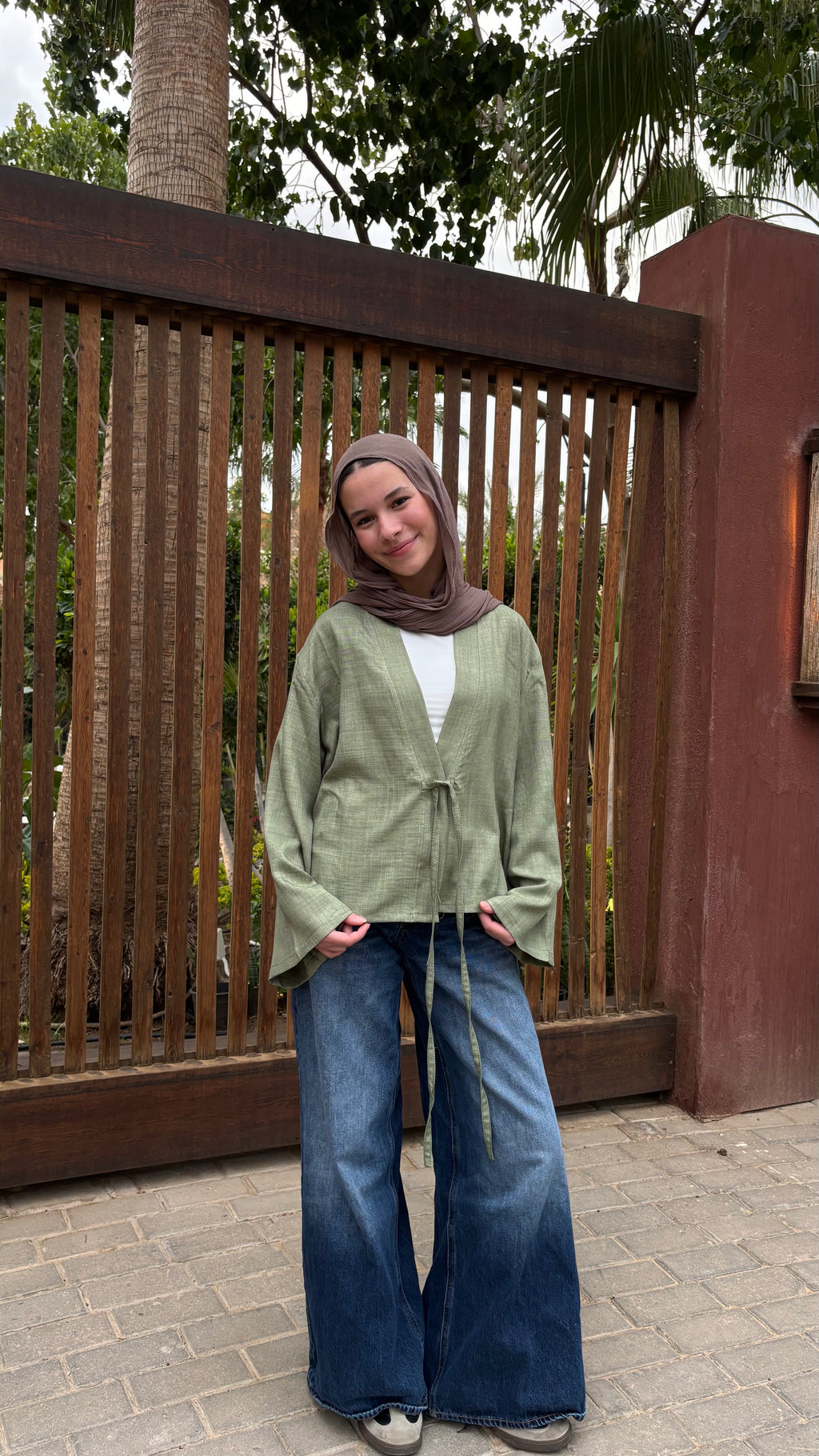Tie cardigan
