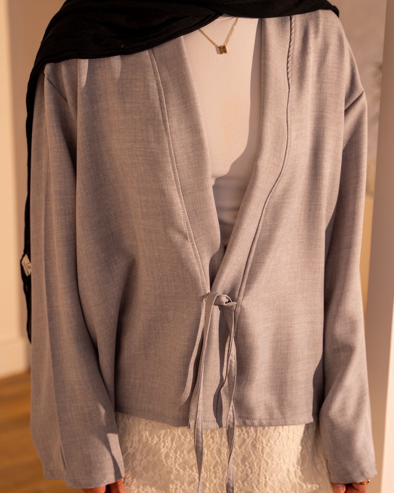 Tie cardigan